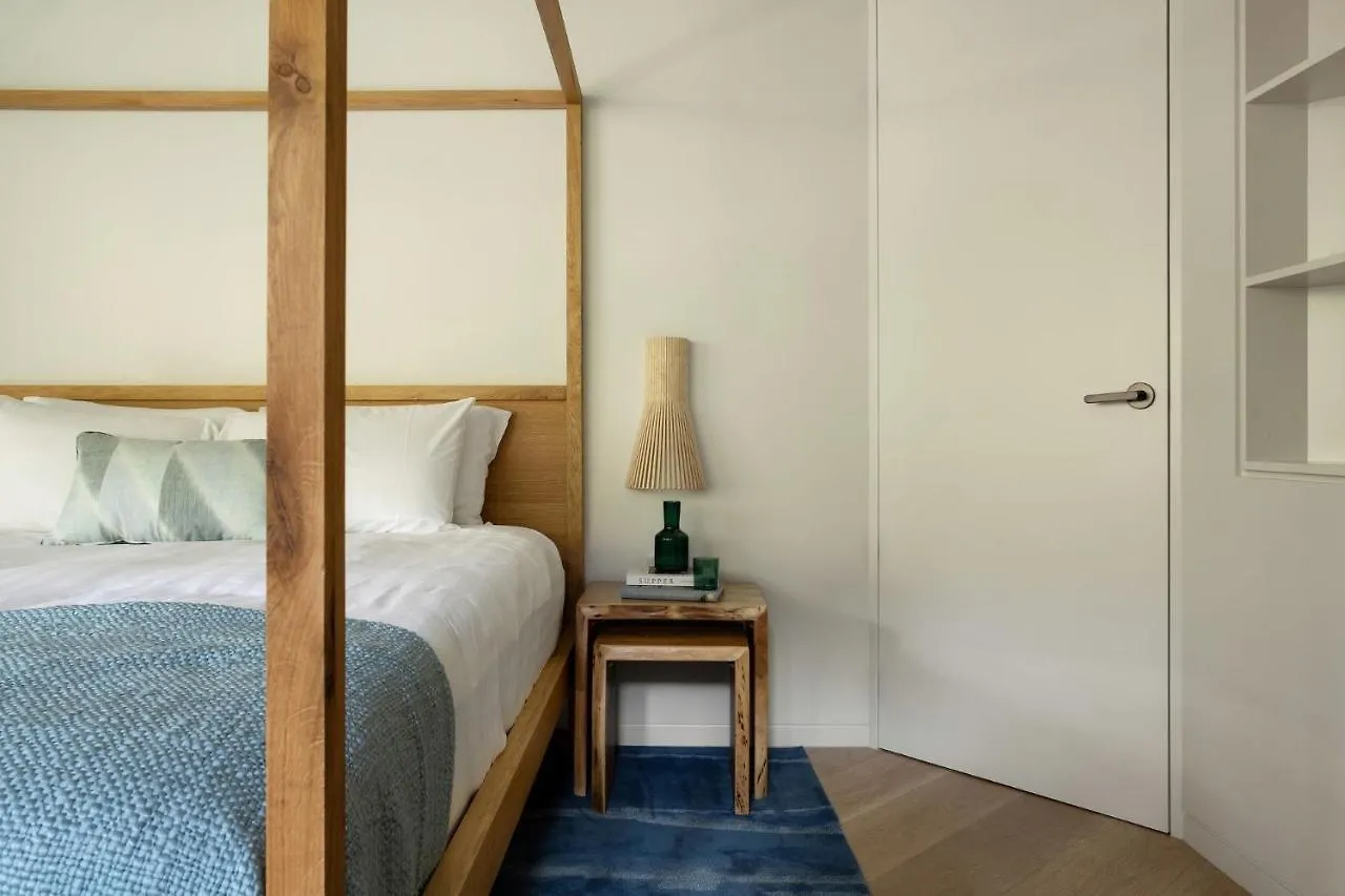 Holiday home Moonrise - 4 Bedroom Designer Home Above Wategos Beach Byron Bay Australia