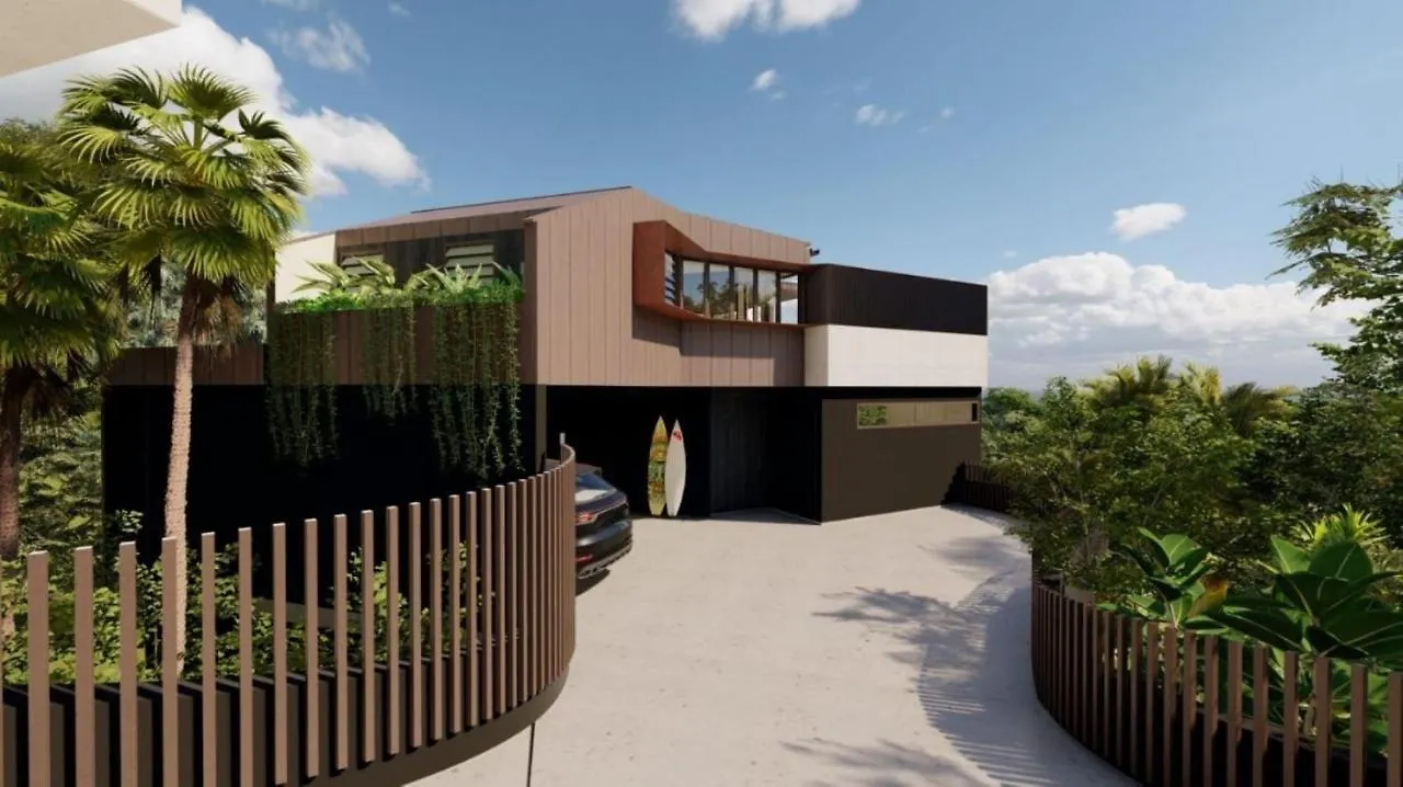 Moonrise - 4 Bedroom Designer Home Above Wategos Beach Byron Bay